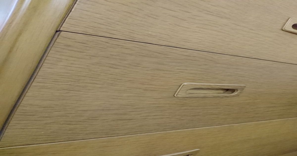 神戸市にて家具を引き取り