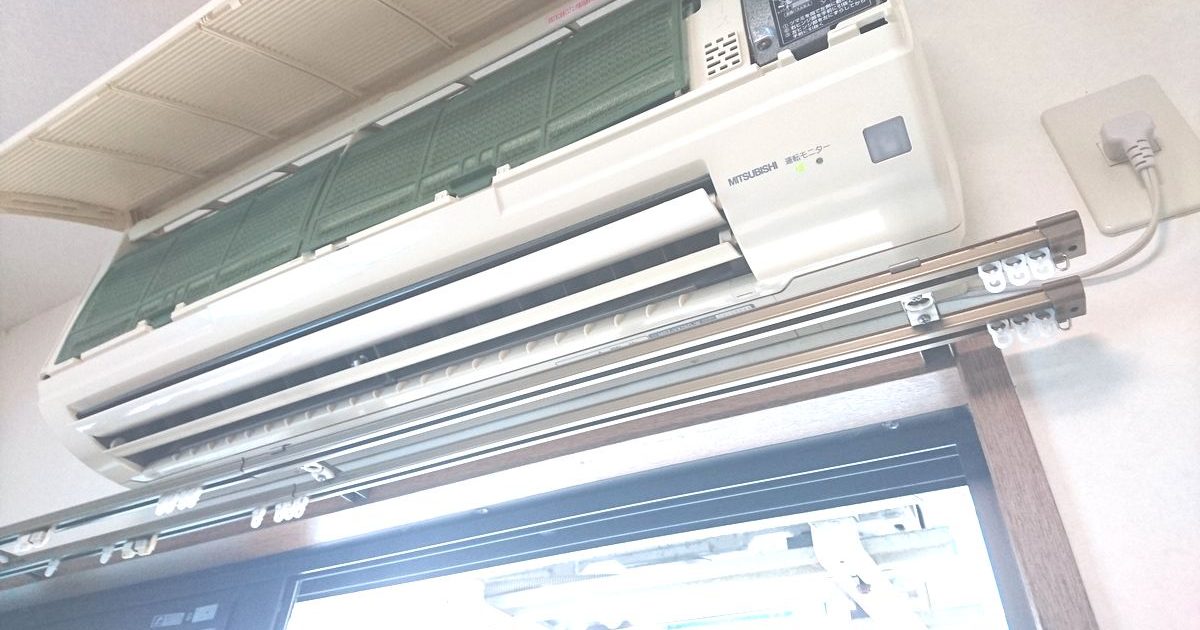 神戸市東灘区にて、エアコンの取外し・撤去